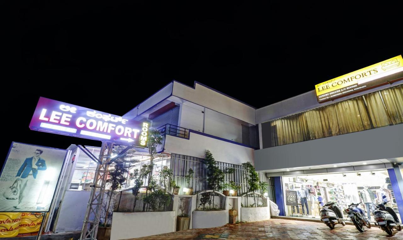 Lee Comfort Kushālnagar Zewnętrze zdjęcie
